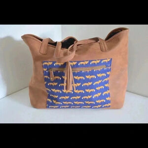 Tassel tote bag